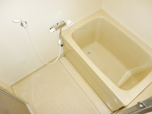 バス・シャワールーム　ゆったりバスルーム♪