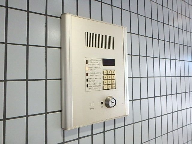 ロビー　★オートロック★