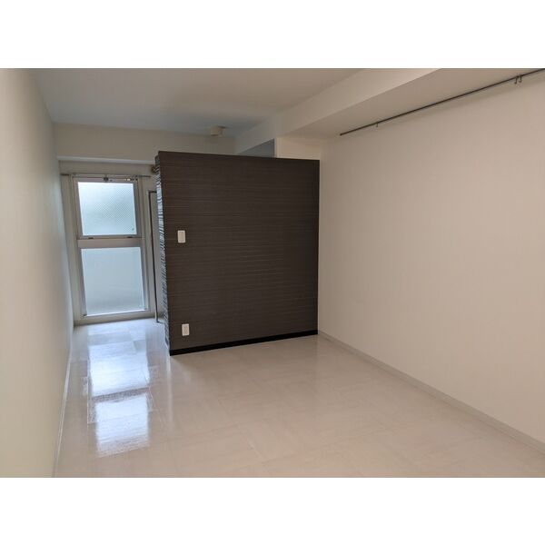 居室・リビング　※写真は同じマンションの違う部屋のものになります。