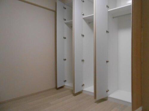 収納　クロゼット　内装後　2018年1月撮影の写真