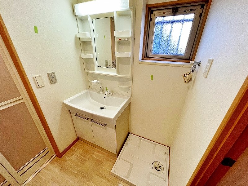 洗面設備　★洗髪洗面化粧台＆室内洗濯機置場★