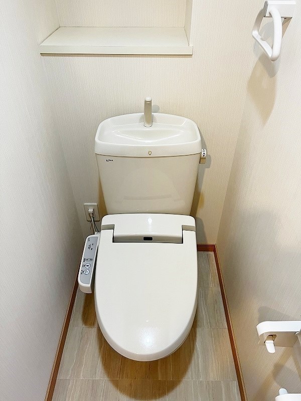 トイレ　★温水洗浄便座付トイレ★