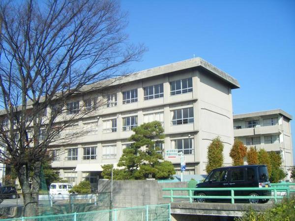 中学校　倉敷市立東陽中学校（中学校）まで1211m