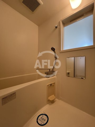 バス・シャワールーム　アーデン江坂II　浴室