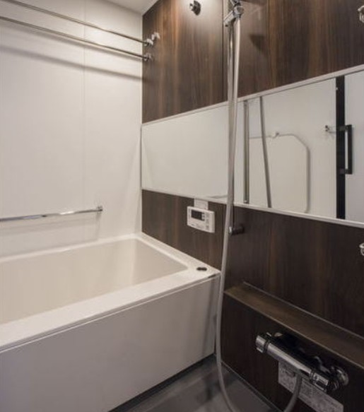 バス・シャワールーム　バス