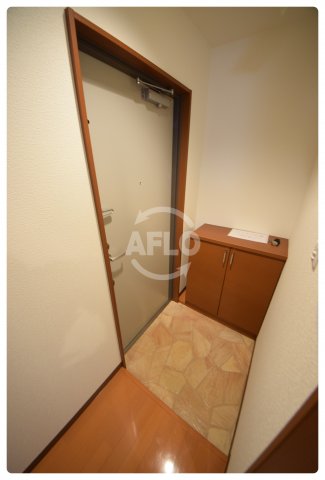 玄関　クイーンライフ東今里　玄関