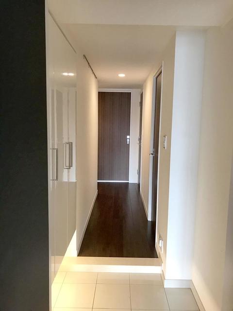 玄関　※写真は同タイプ住戸です。