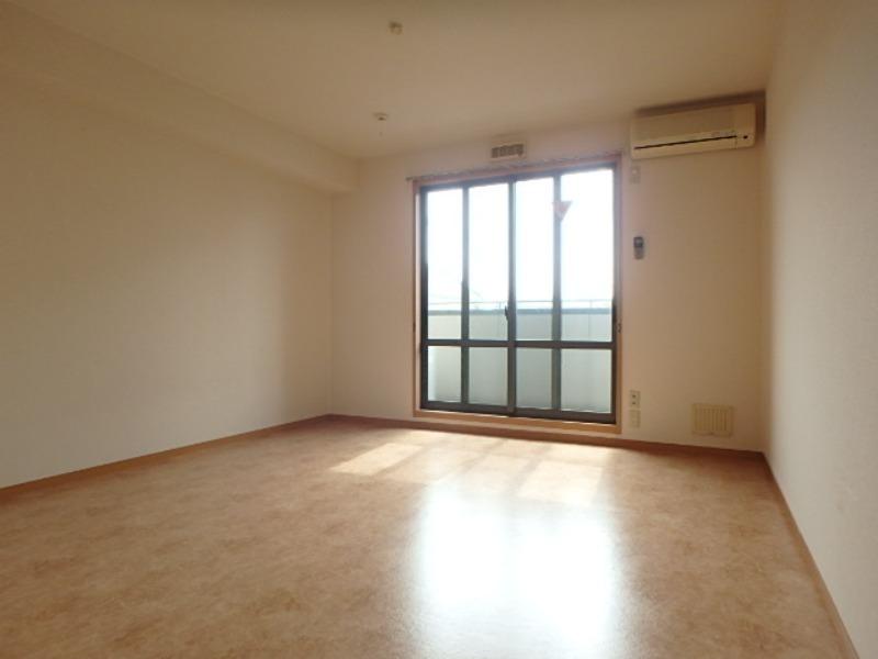 居室・リビング　図面と現状に相違がある場合には現状を優先