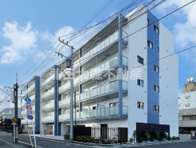 建物外観　2021年10月築　RC鉄筋コンクリート造地上6階建て総戸数