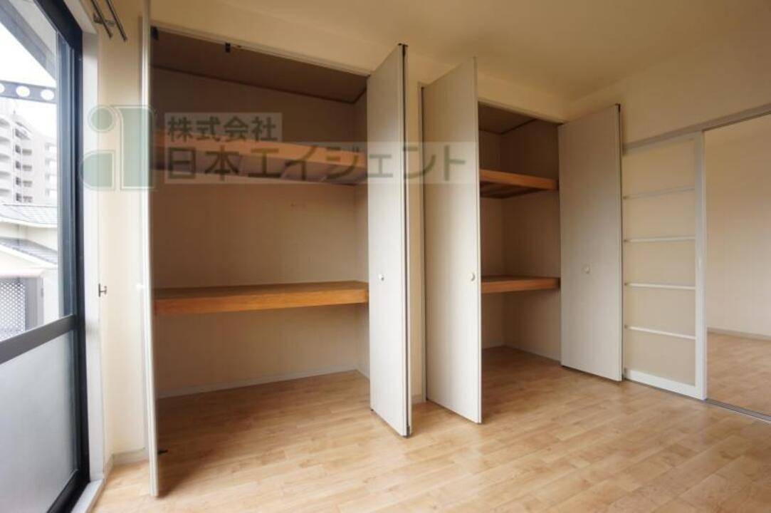 収納　クローゼット