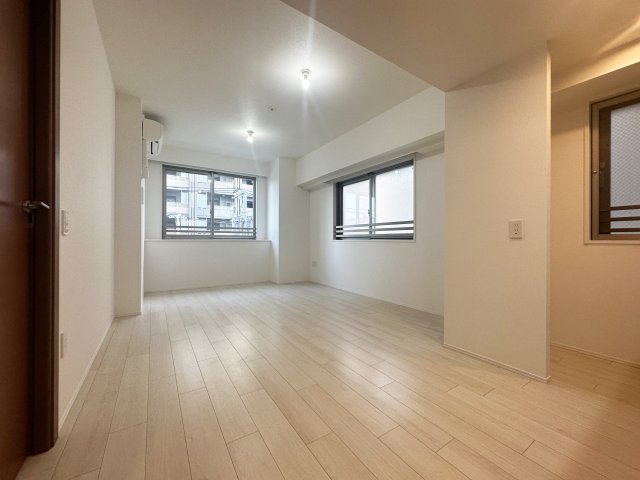 居室・リビング　【レジディア文京千石II】