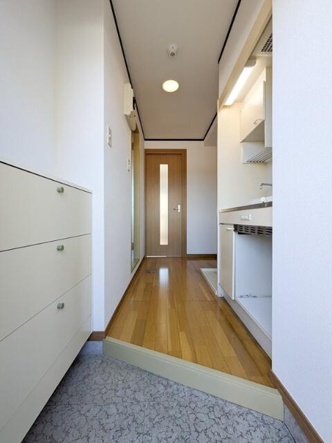 玄関　※８０３号室の写真です