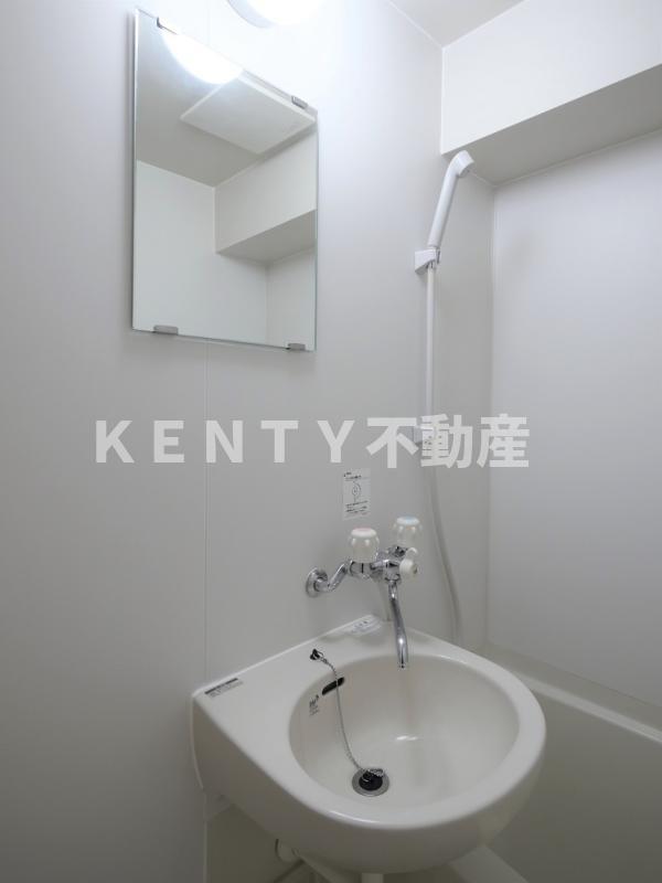 洗面設備　使いやすい洗面所です