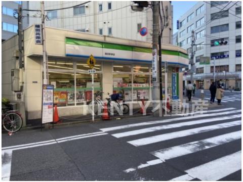 コンビニ　ファミリーマート 蒲田駅東店（コンビニ）まで78m