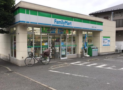 コンビニ　ファミリーマート 川崎坂戸店（コンビニ）まで175m