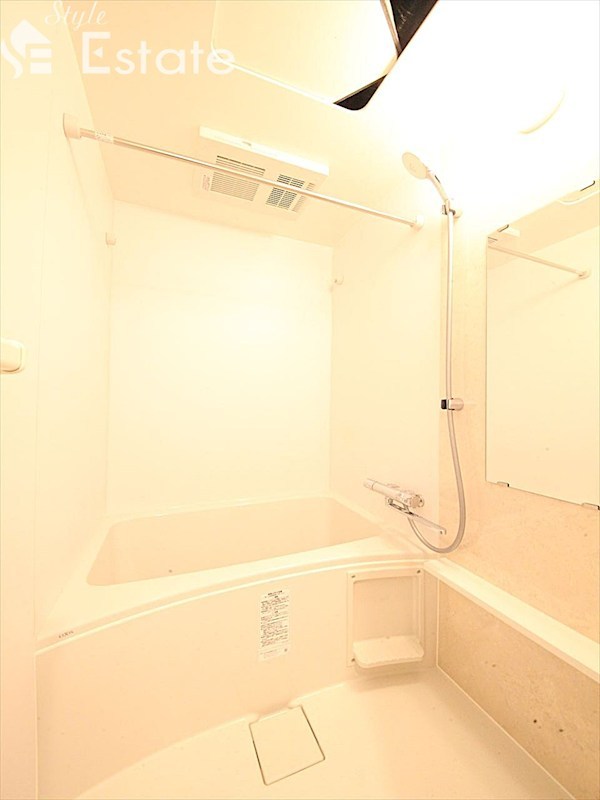 バス・シャワールーム　バスルーム