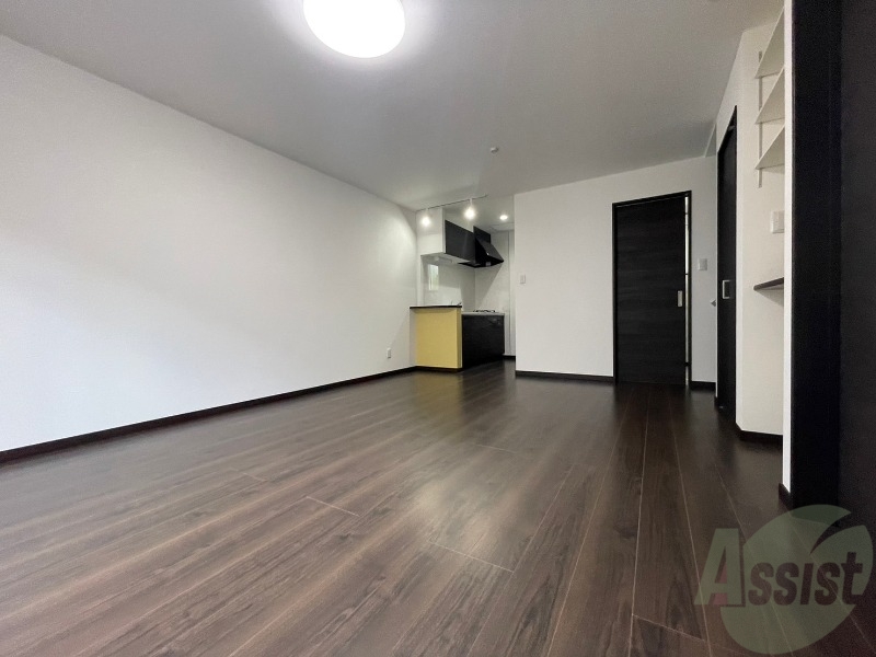 居室・リビング　広くてきれいなリビングです！快適に過ごせそうですね。