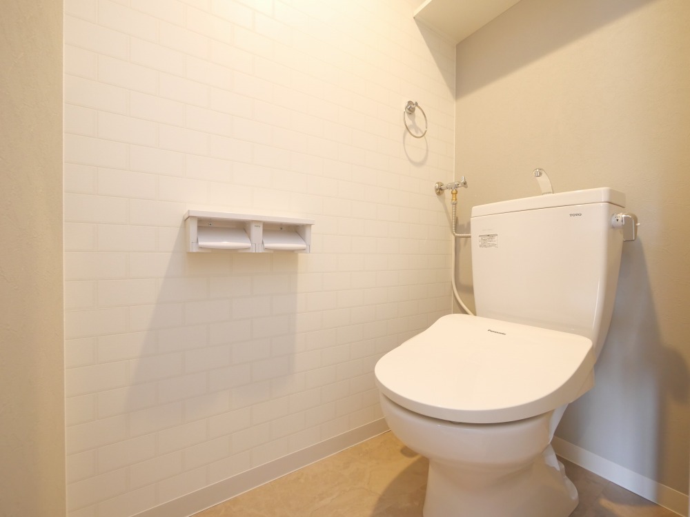 トイレ　☆温水洗浄便座完備☆