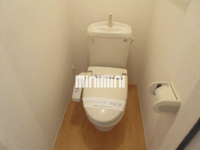 トイレ　室内写真です。