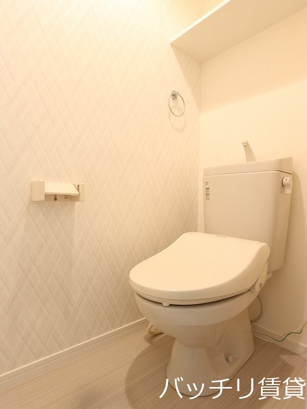 トイレ　同型タイプの為、現状を優先致します。