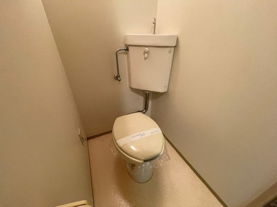 トイレ　※別部屋の写真です