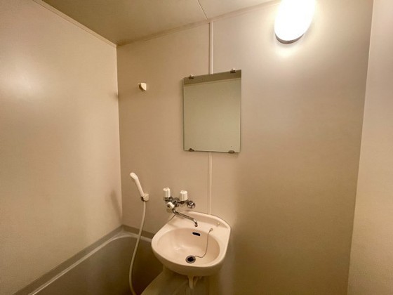 洗面設備　※別部屋の写真です