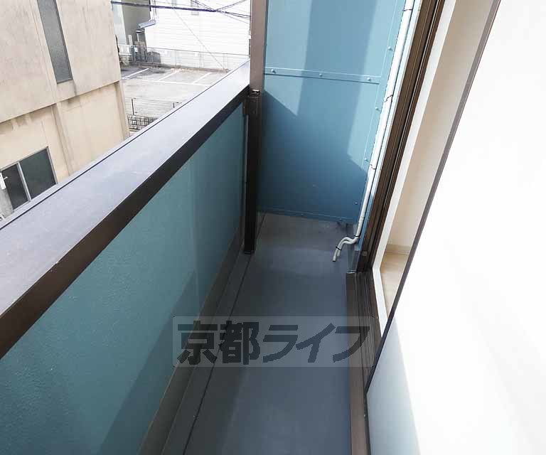 バルコニー　明るいバルコニーです。