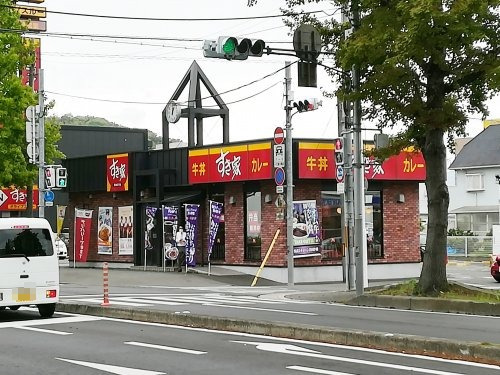 飲食店　すき家 和歌山秋月店様（飲食店）まで991m