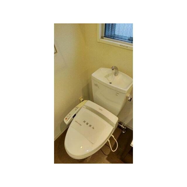 トイレ　※過去退去時のお写真です