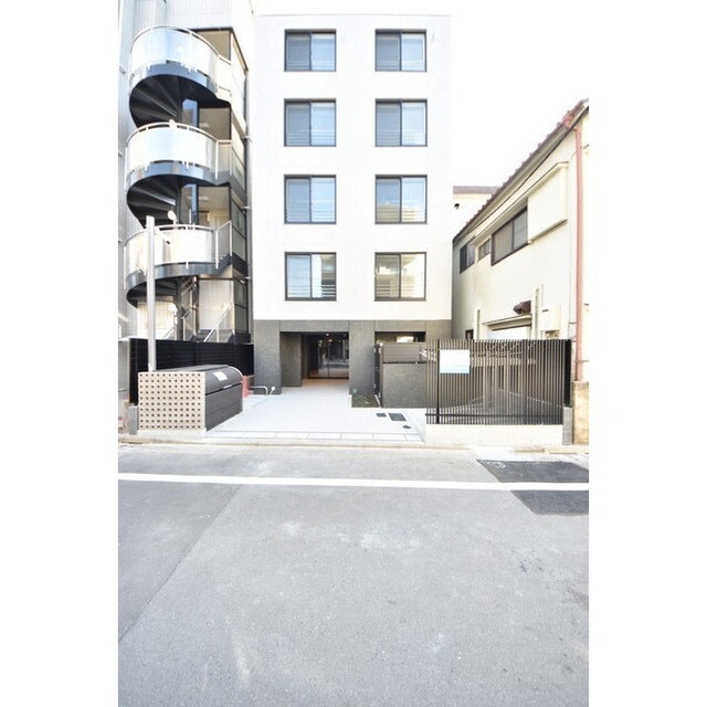 建物外観　落ち着いた雰囲気の外観です