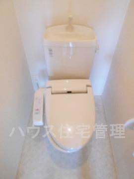 トイレ　シャワー付トイレ