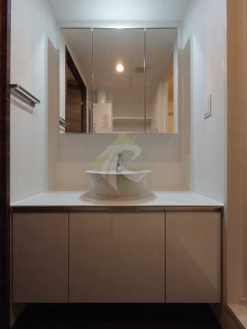 洗面設備　LEGALAND早稲田鶴巻町