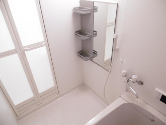 バス・シャワールーム　バストイレ別