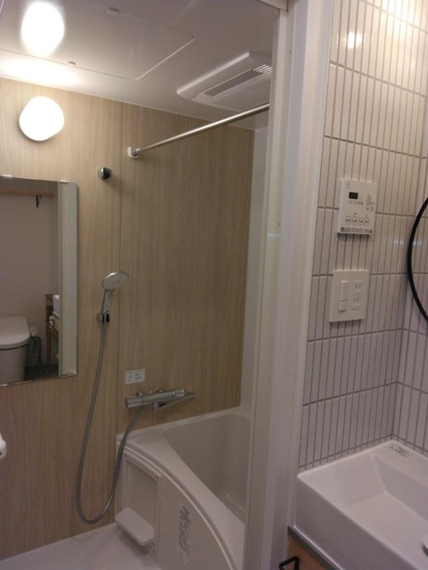 バス・シャワールーム