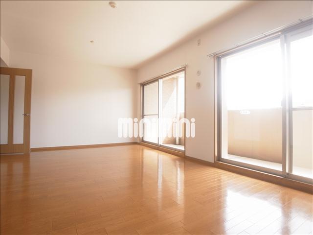 居室・リビング　リビング広々です。