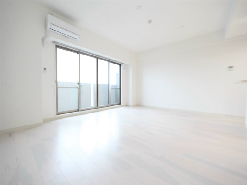 その他部屋・スペース　ＬＤＫ18.31帖　エアコン完備　南面バルコニー