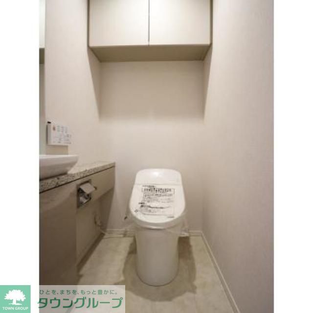 トイレ　※写真は同タイプ住戸です。