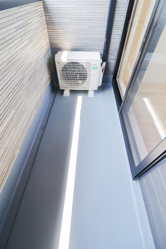 バルコニー　図面と現状に相違がある場合には現状を優先