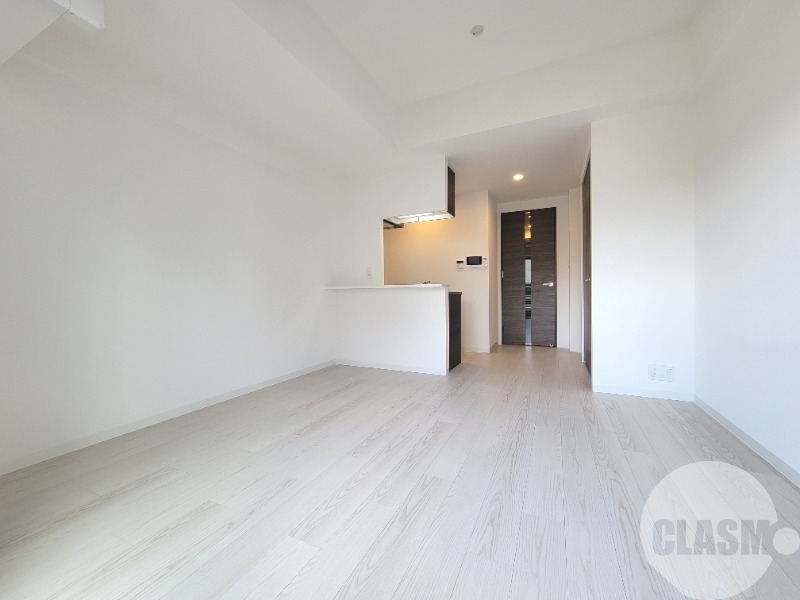 居室・リビング　単身タイプでは珍しいカウンターキッチン♪