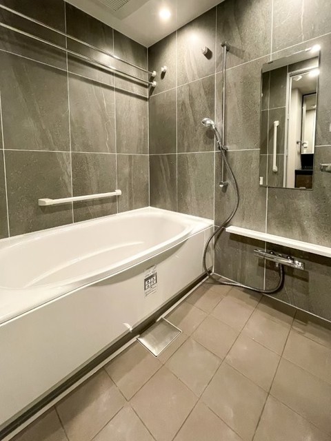 バス・シャワールーム　※写真は同タイプ住戸です。