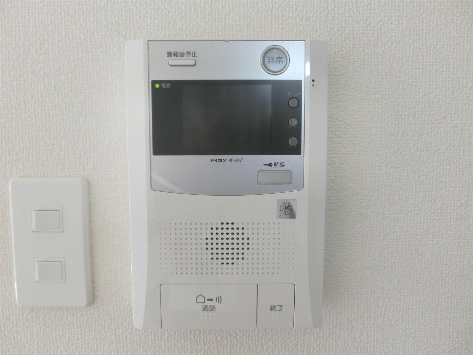 セキュリティ　モニター付きインターホン