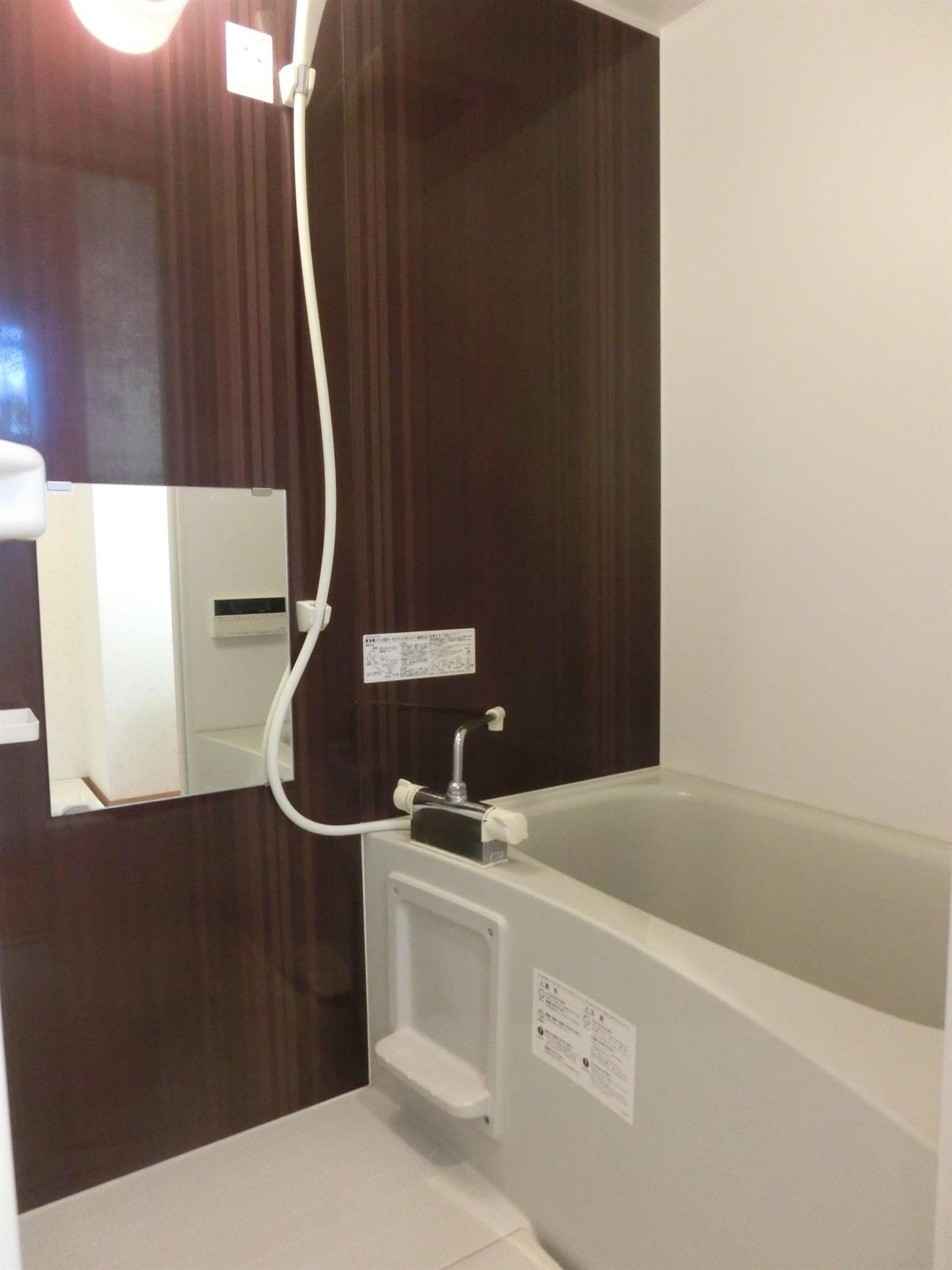 バス・シャワールーム　バスルーム