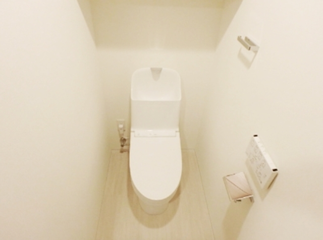 トイレ　別部屋同仕様タイプ