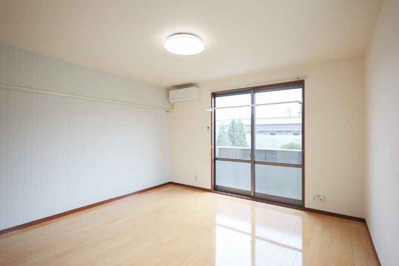 居室・リビング　図面と現状に相違がある場合には現状を優先