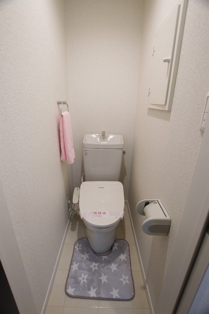 トイレ　※小物は設備品ではありません