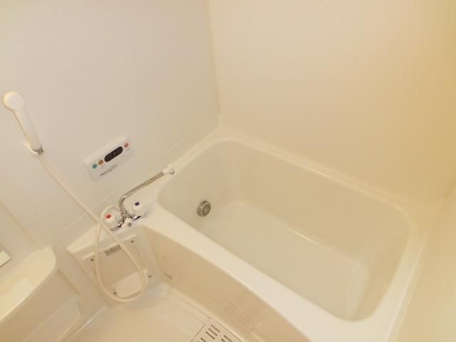 バス・シャワールーム　追焚機能付きバスルーム