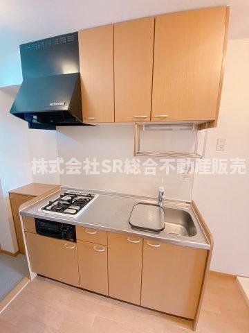 キッチン　2口ガスシステムキッチンでグリルも付いています♪