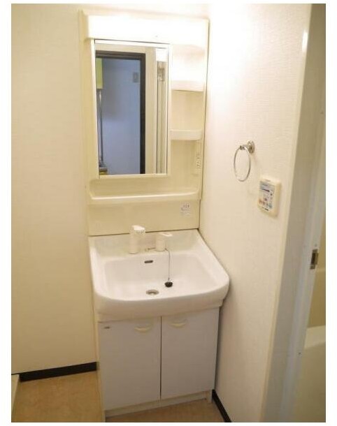 洗面設備　忙しい朝には欠かせない洗面所です♪
