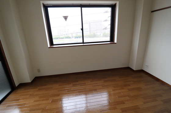 その他　※別号室の写真です。