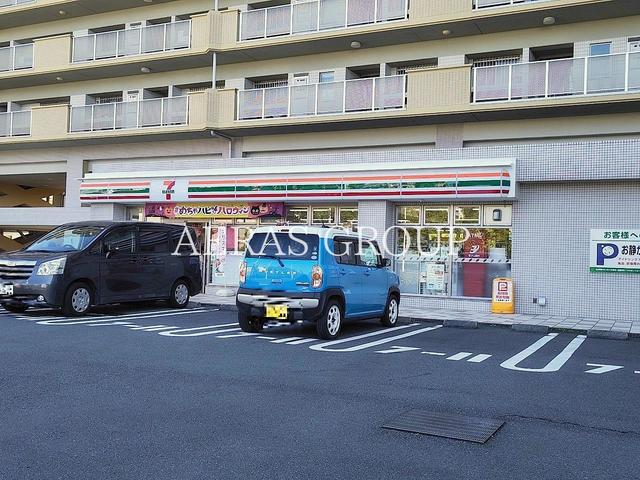 コンビニ　セブン-イレブン 町田多摩境駅前店（コンビニ）まで388m